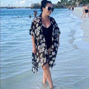 Lightweight Kimono perfect for the beach!